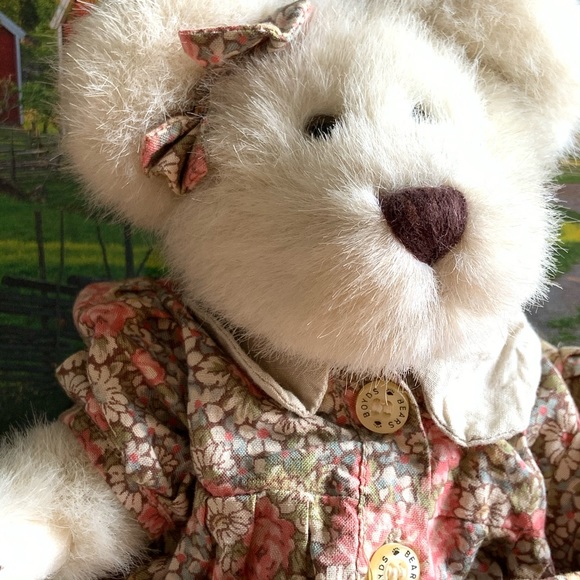 Boyd’s Bear Collectible Bear Katie / Stuffed Bear. - Picture 5 of 17